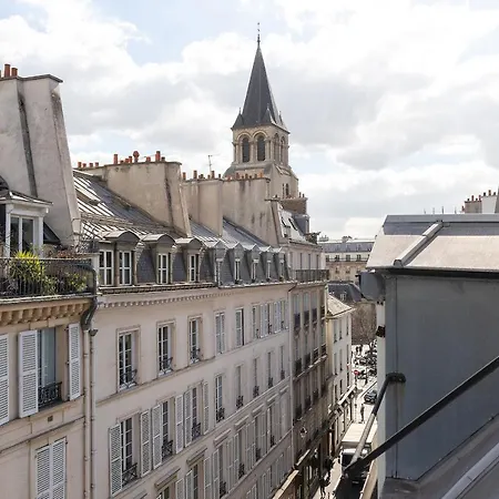 St Germain Des Pres - Bonaparte * Paris